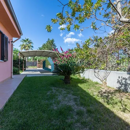 Villa Siragusa Con Piscina Condominiale