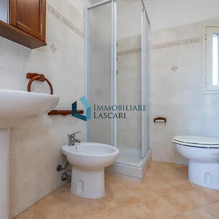 Siragusa Con Piscina Condominiale *